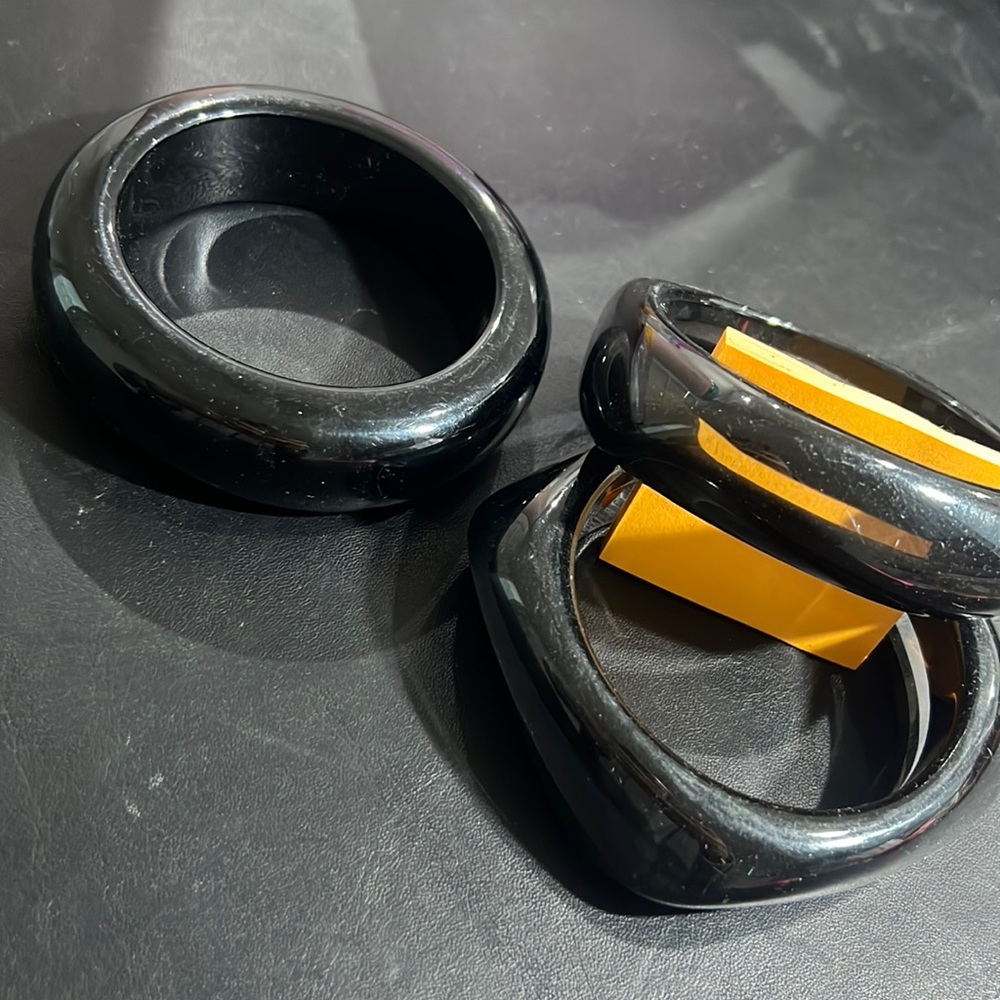 Braclets - black resin/ 3